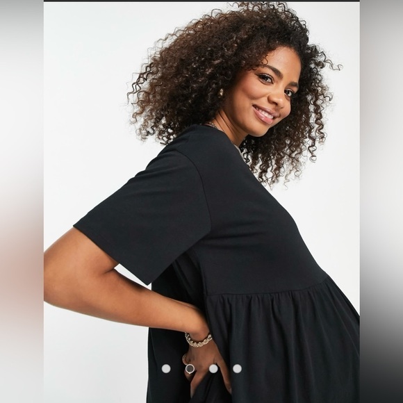 ASOS DESIGN Maternity oversized casual smock top / peplum‎ top blouse in black - Picture 2 of 10